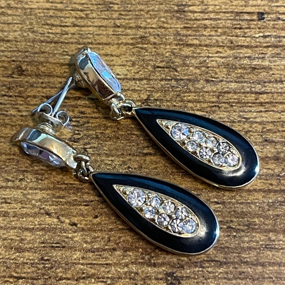Vintage Signed Trifari Earrings
